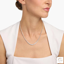 4-Prong graduated tennis necklace in 18 Inch